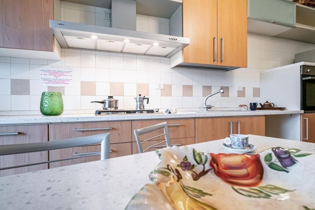 Broletto Park Apartment - Affitti Brevi Italia Lecco Exteriör bild