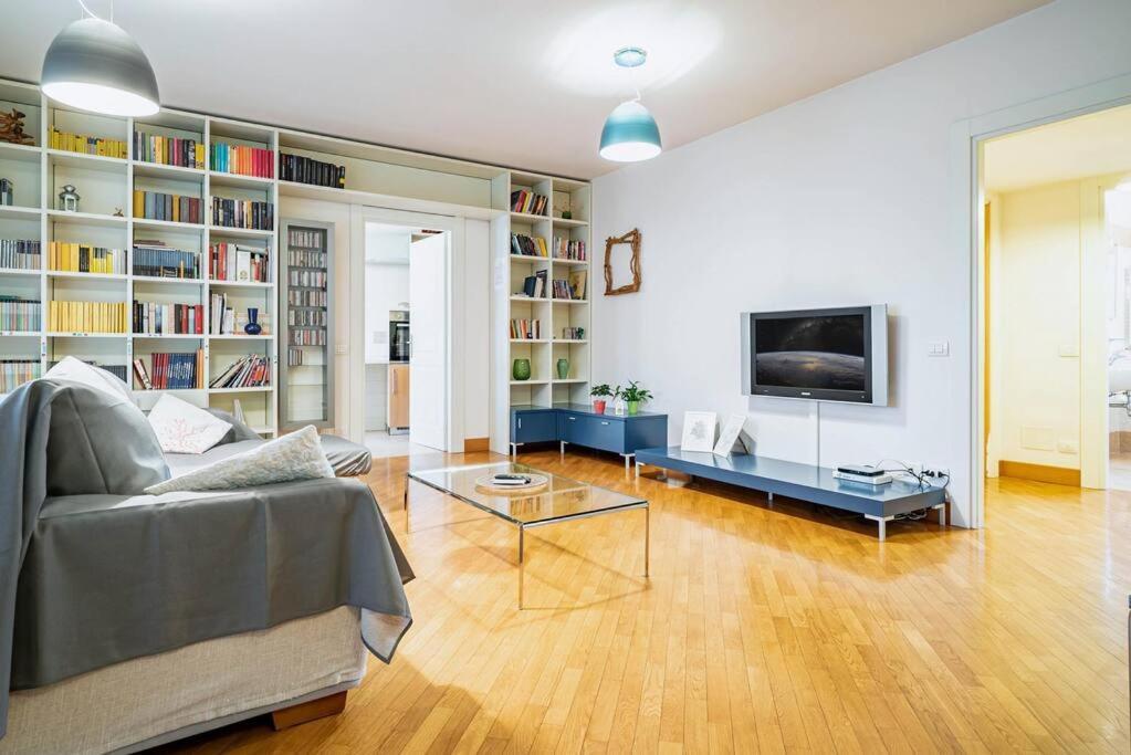 Broletto Park Apartment - Affitti Brevi Italia Lecco Exteriör bild